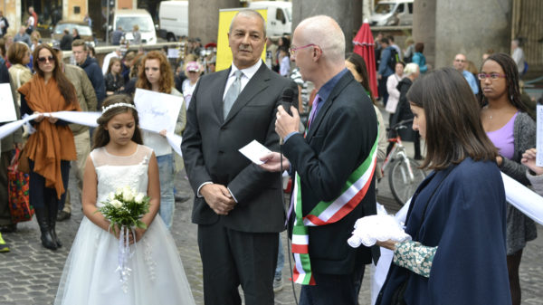 Amnesty International_Mai più spose bambine_flash mob_matrimonio